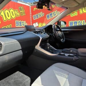 レクサス　NX200t　【総合評価優良車】
