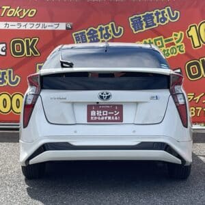 プリウス　Sセーフティプラス　【特別仕様車】