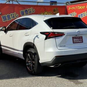 NX　２００ｔ　バージョンＬ　【総合評価優良車】