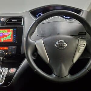 SERENA　セレナ　ハイウェイスター Vセレクション+Safety S-HYBRID 　【後期型】【特別限定車】【総合評価優良車】