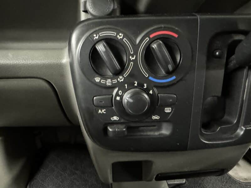 NV100CLIPPER クリッパーバン