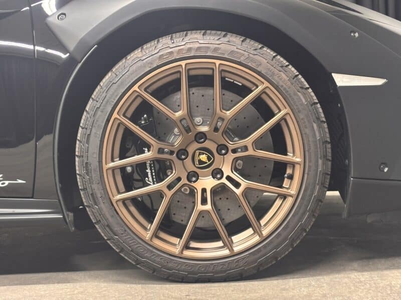 Lamborghini Huracan ウラカン ステラ―ト「LDF」 【4WD】