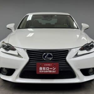 LEXUS　レクサス　IS300ｈ ＂ハイブリッド車＂