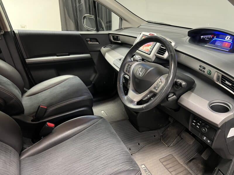 FREED フリードHV ジャストセレクション