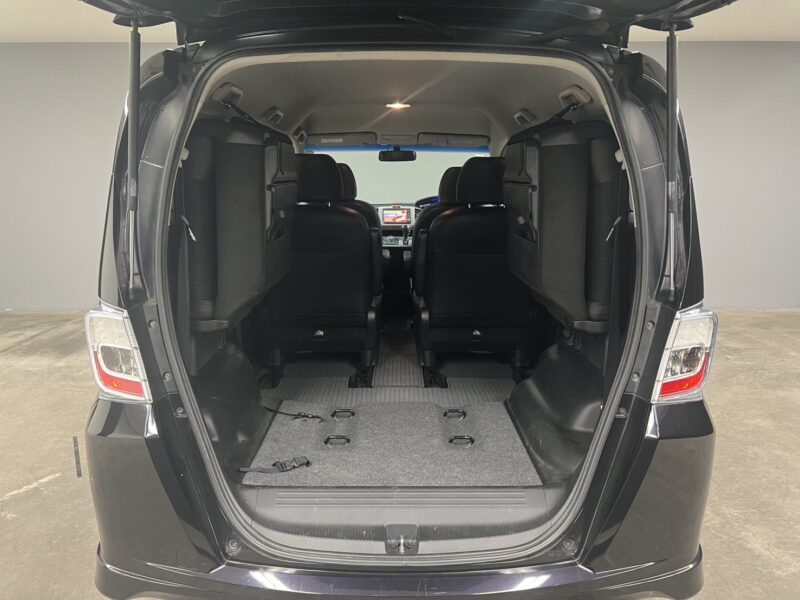 FREED フリードHV ジャストセレクション