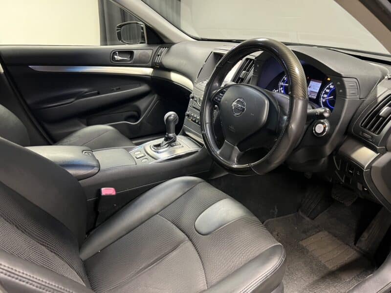 SKYLINE スカイライン 250GT