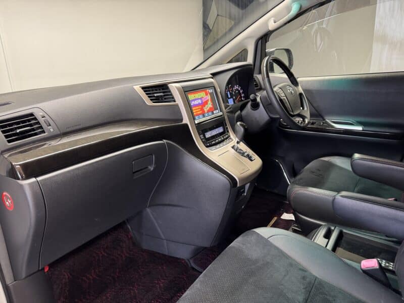 VELLFIRE ヴェルファイア 2.4Z ゴールデンアイズ