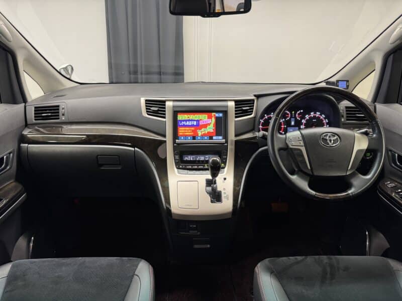 VELLFIRE ヴェルファイア 2.4Z ゴールデンアイズ