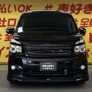 VOXY　ヴォクシー　ZS