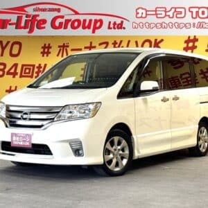 SERENA　セレナ　ハイウェイスター Vセレクション【特別仕様車】