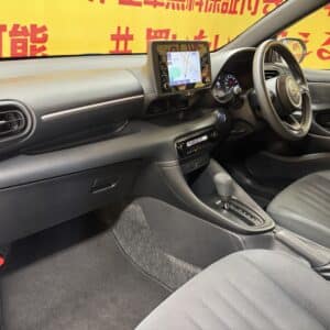 YARIS　ヤリス　ハイブリッドX　【総合評価優良車】