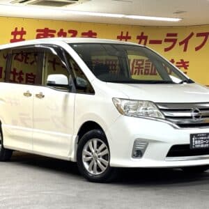SERENA　セレナ　ハイウェイスター Vセレクション【特別仕様車】【総合評価優良車】【４WD】