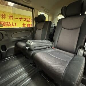 SERENA　セレナ　ハイウェイスター Vセレクション【特別仕様車】【総合評価優良車】【４WD】