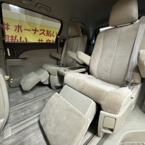 ESTIMA　HYBRID　エスティマHV　G　【4WD】