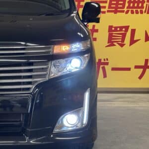 ELGRAND　エルグランド　350　ハイウェイスタープレミアム　【4WD】