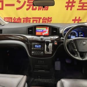 ELGRAND　エルグランド　350　ハイウェイスタープレミアム　【4WD】
