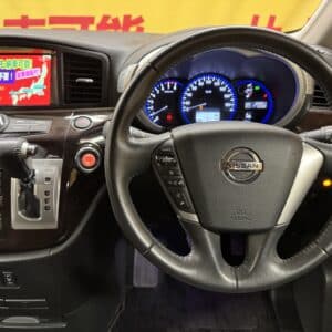 ELGRAND　エルグランド　350　ハイウェイスタープレミアム　【4WD】
