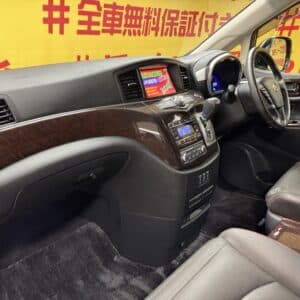 ELGRAND　エルグランド　350　ハイウェイスタープレミアム　【4WD】