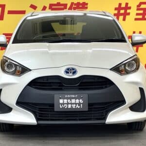YARIS　ヤリス　ハイブリッドX