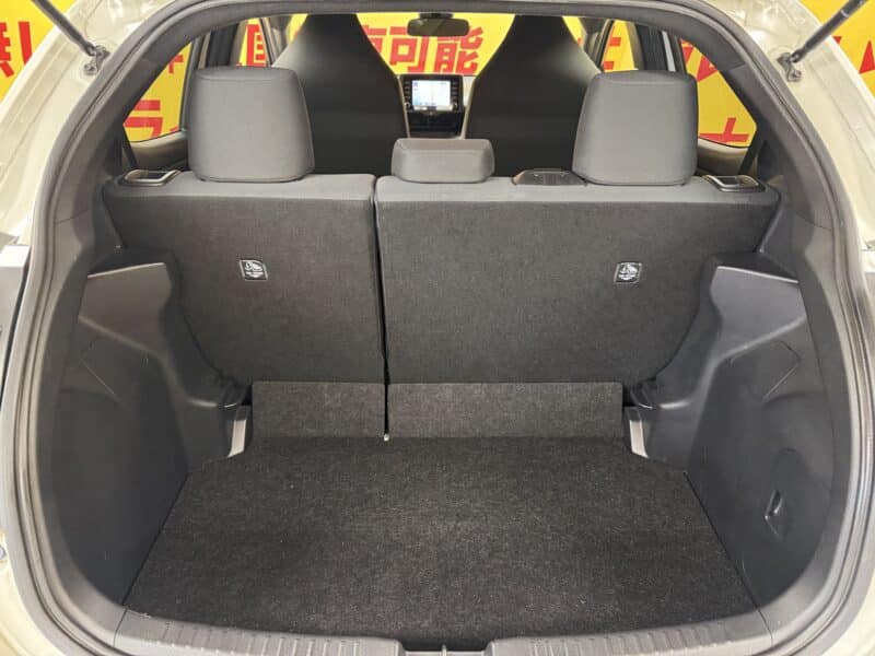 YARIS ヤリス ハイブリッドX