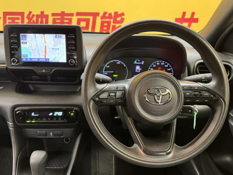 YARIS ヤリス ハイブリッドX