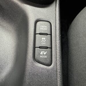 YARIS　ヤリス　ハイブリッドX