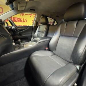 LEXUS　レクサス　LS600hL