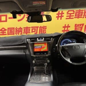 LEXUS　レクサス　LS600hL