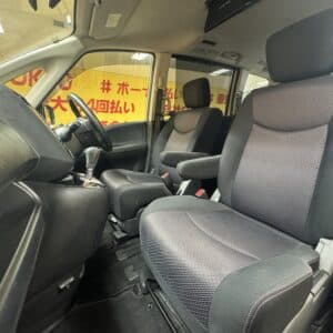 SERENA　セレナ　ハイウェイスター Vセレクション【特別仕様車】