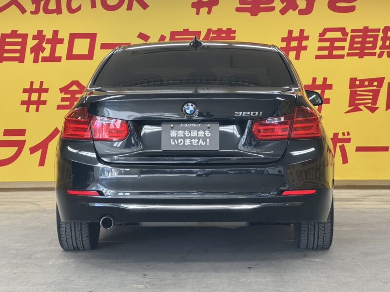 BMW 320i ラグジュアリー ターボ