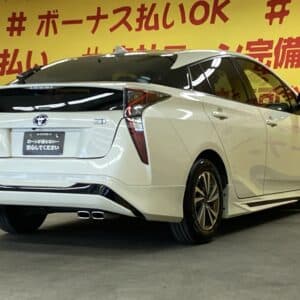 PRIUS プリウス　S 　【カスタム】