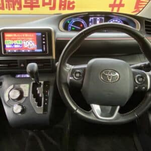SIENTA　シエンタ　HYBRID　G　【カスタム】【車検2年付】