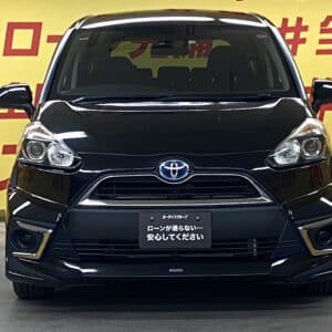 SIENTA　シエンタ　HYBRID　G　【カスタム】【車検2年付】