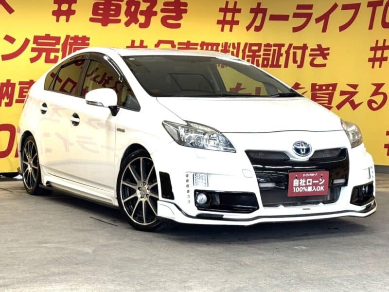 PRIUS プリウス Sツーリングセレクション 【カスタム】【総合評価優良車】【車検2年付】