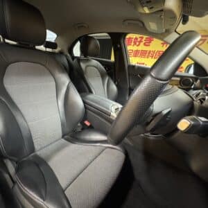 MERCEDES BENZ   メルセデスベンツ　Cクラス　C220dアバンギャルド