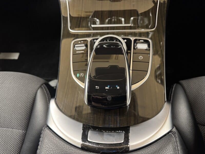 MERCEDES BENZ メルセデスベンツ Cクラス C220dアバンギャルド