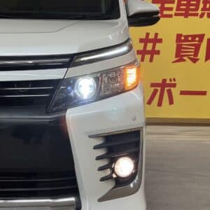 VOXY　ヴォクシー　ＺＳ　【総合評価優良車】
