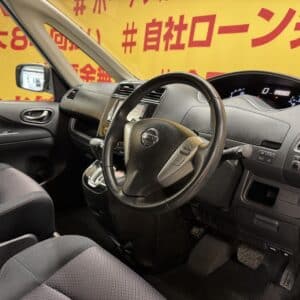 SERENA　セレナ　ハイウェイスター　【総合評価優良車】