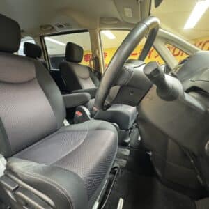 SERENA　セレナ　ハイウェイスター　【総合評価優良車】