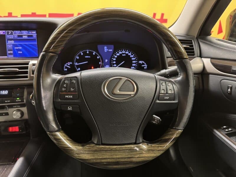 LEXUS レクサス LS460 バージョンC【総合評価優良車】【車検2年付】