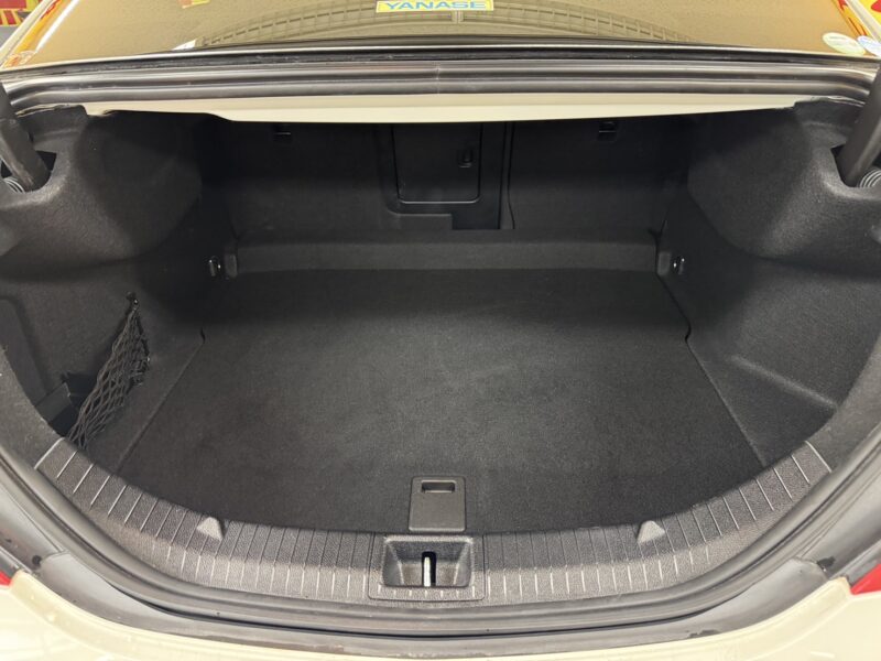 MERCEDES BENZ メルセデス・ベンツ CLA180【総合評価優良車】