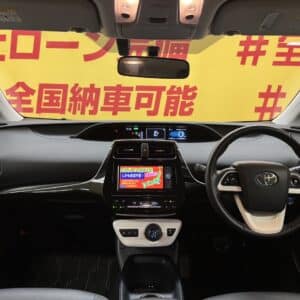 PRIUS プリウス  Ｓツーリングセレクション【総合評価優良車】【カスタム】