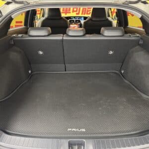 PRIUS プリウス  Ｓツーリングセレクション【総合評価優良車】【カスタム】