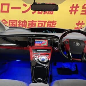 PRIUS　プリウス　Sツーリングセレクション　【カスタム】【総合評価優良車】【車検2年付】