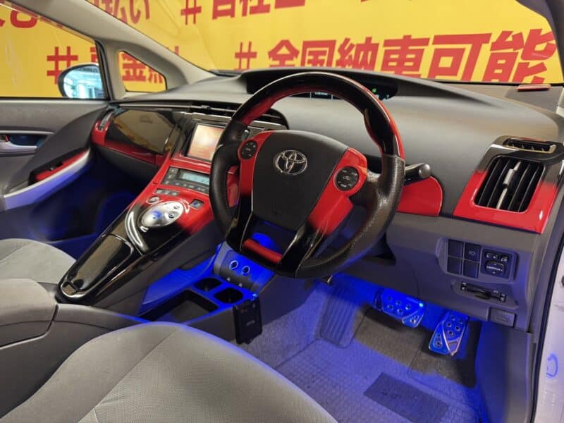 PRIUS プリウス Sツーリングセレクション 【カスタム】【総合評価優良車】【車検2年付】