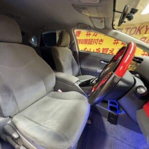 PRIUS　プリウス　Sツーリングセレクション　【カスタム】【総合評価優良車】【車検2年付】