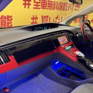 PRIUS　プリウス　Sツーリングセレクション　【カスタム】【総合評価優良車】【車検2年付】