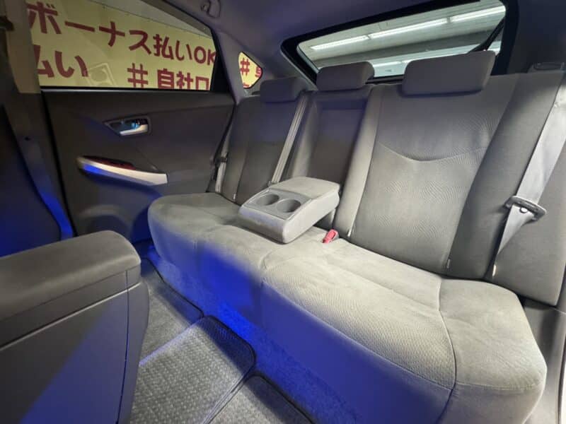 PRIUS プリウス Sツーリングセレクション 【カスタム】【総合評価優良車】【車検2年付】