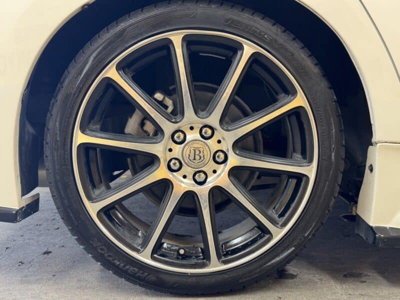 PRIUS プリウス Sツーリングセレクション 【カスタム】【総合評価優良車】【車検2年付】