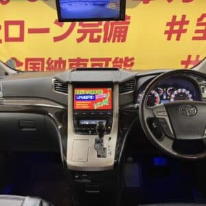 VELLFIRE　ヴェルファイア2.4Z　ゴールデンアイズⅡ【後期型】【カスタム】
